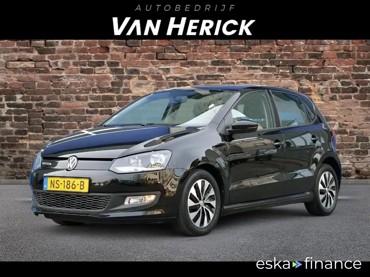 Financování Hatchback Volkswagen Polo 2017