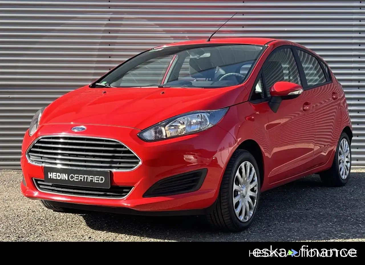 Leasing Hatchback Ford Fiesta 2013