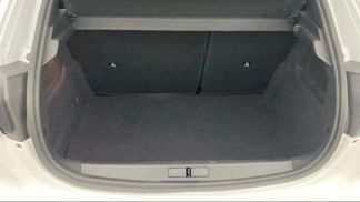 Leasing Sedan Peugeot 208 2023
