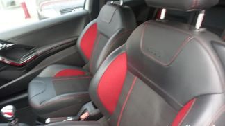 Lízing Hatchback Peugeot 208 2017