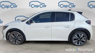 Lízing Hatchback Peugeot 208 2021