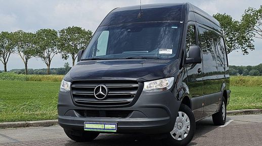 Mercedes-Benz SPRINTER 317 2023
