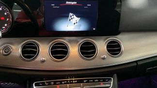 Lízing Sedan MERCEDES E 200 2017