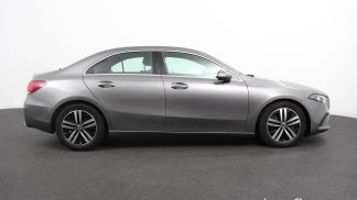 Lízing Sedan MERCEDES A 200 2021