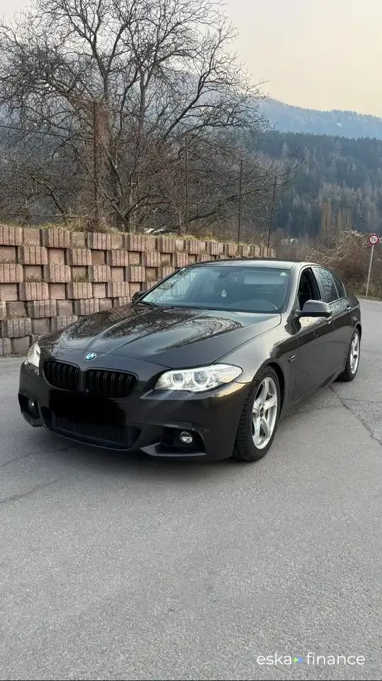 Lízing Sedan BMW 530 2016