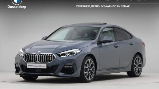 BMW 220 2025