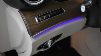 Lízing Sedan MERCEDES E 220 2020