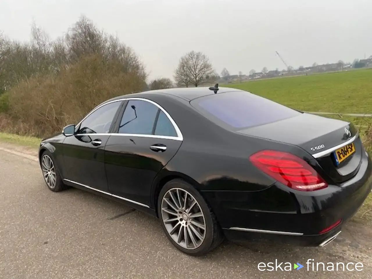 Lízing Sedan MERCEDES S 500 2014