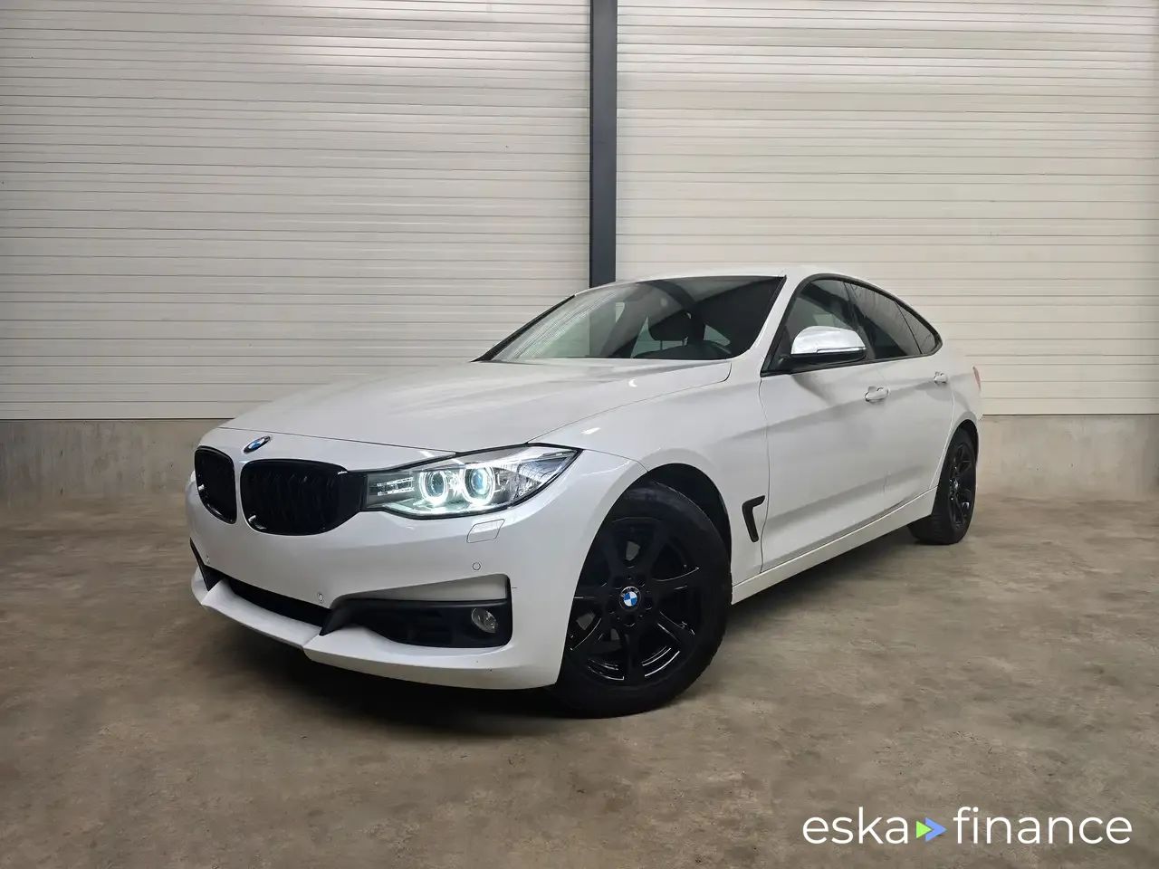 Leasing Sedan BMW 318 2016