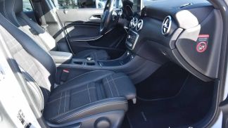 Lízing Hatchback MERCEDES A 180 2017