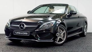 Financování Konvertibilní MERCEDES C 300 2017
