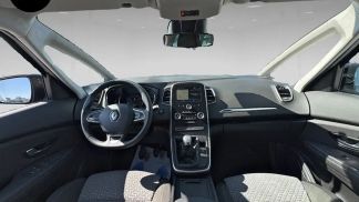Financování Hatchback Renault Grand Scenic 2021