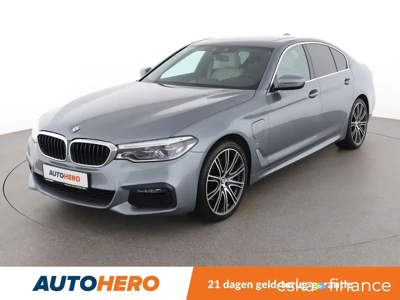 Lízing Sedan BMW 530 2019