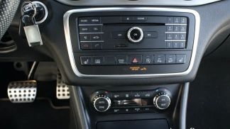 Lízing Hatchback MERCEDES GLA 250 2016