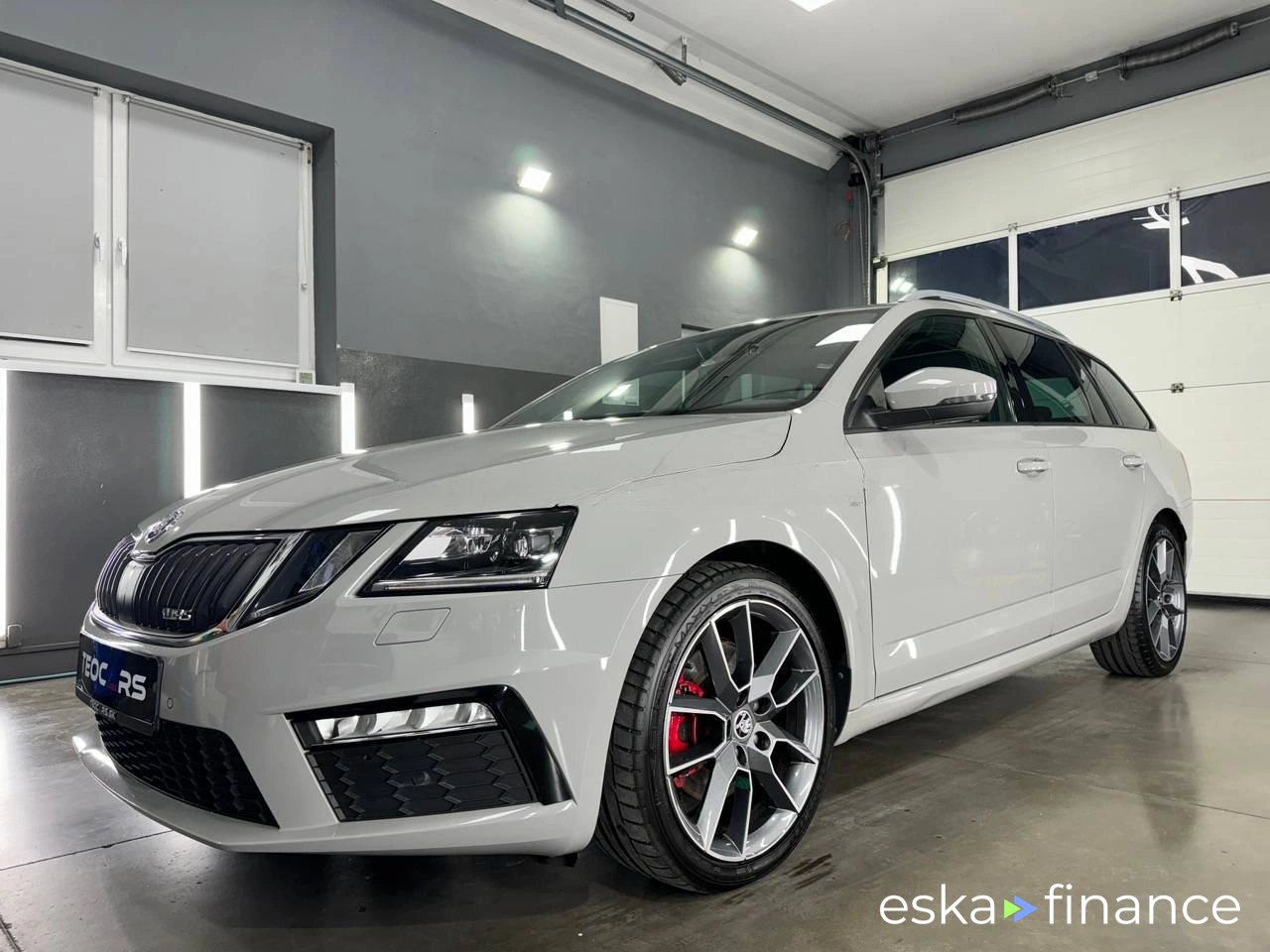 Finansowanie Wóz Skoda OCTAVIA COMBI 2018