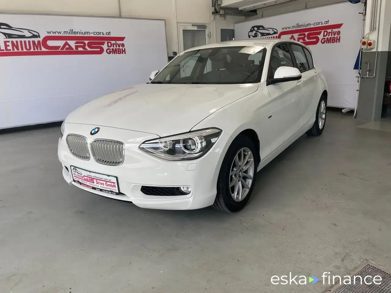 Lízing Hatchback BMW 118 2012