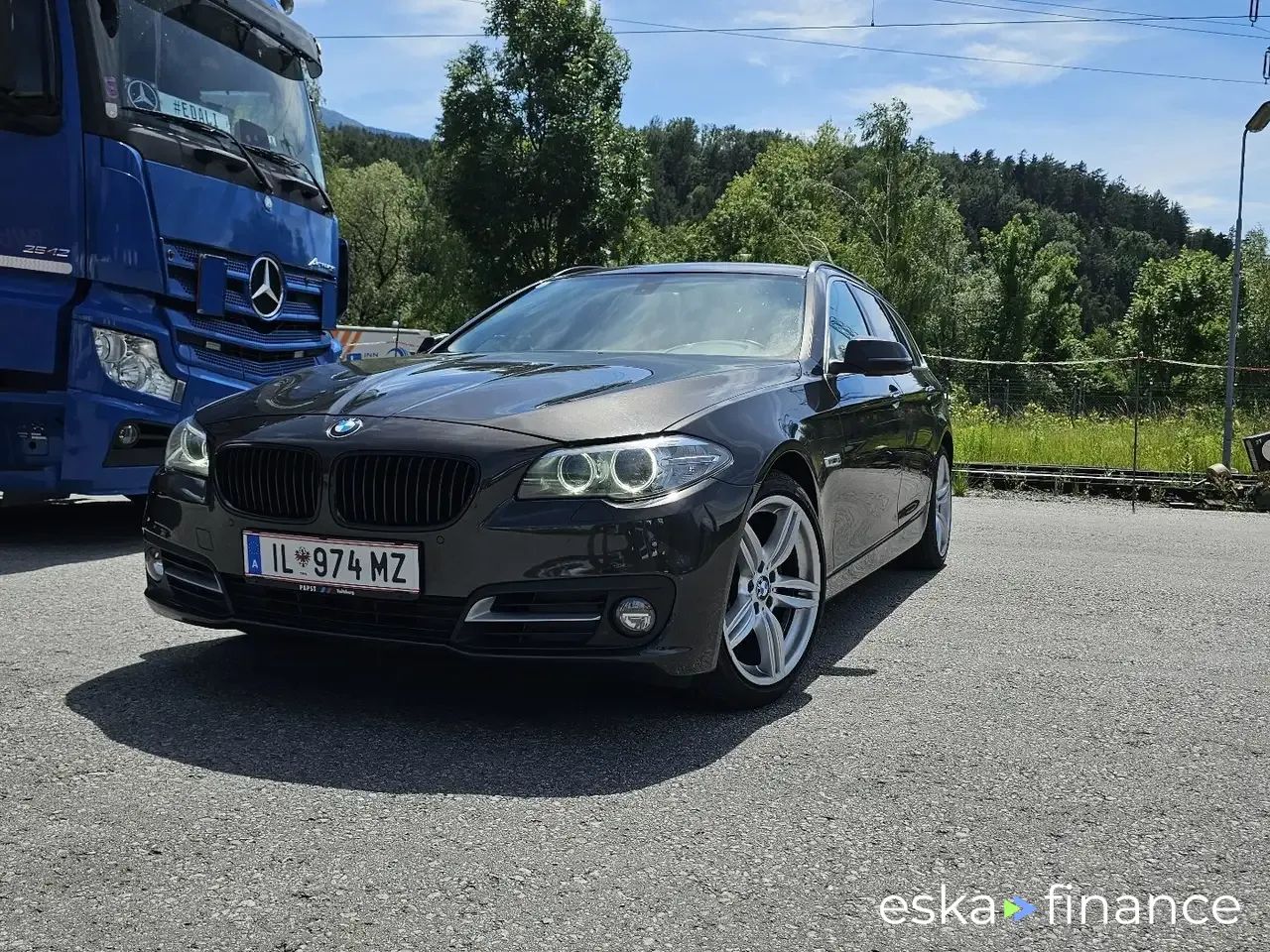 Leasing Wagon BMW 520 2013