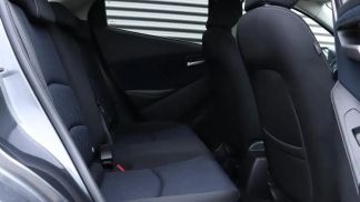Leasing Hatchback Mazda 2 2016