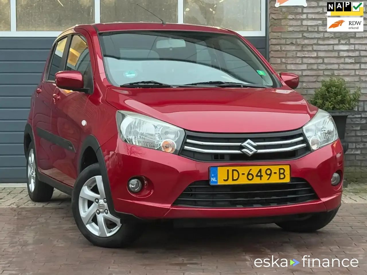 Leasing Hatchback Suzuki Celerio 2016