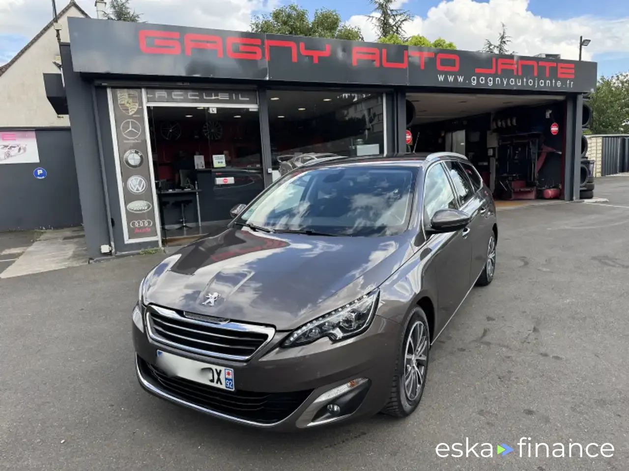 Leasing Wagon Peugeot 308 2015