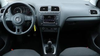 Leasing Hatchback Volkswagen Polo 2013