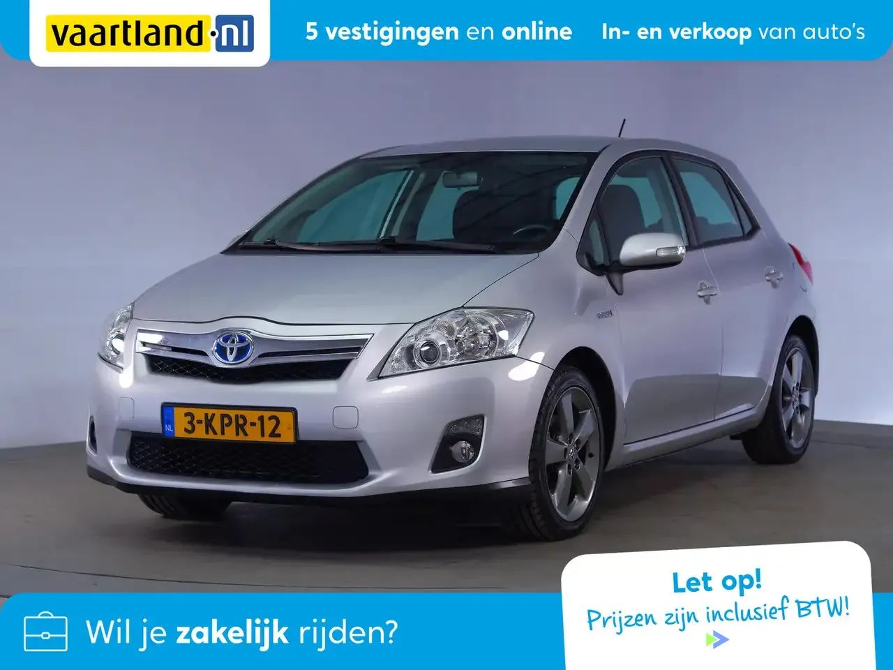 Hatchback Toyota Auris 2012