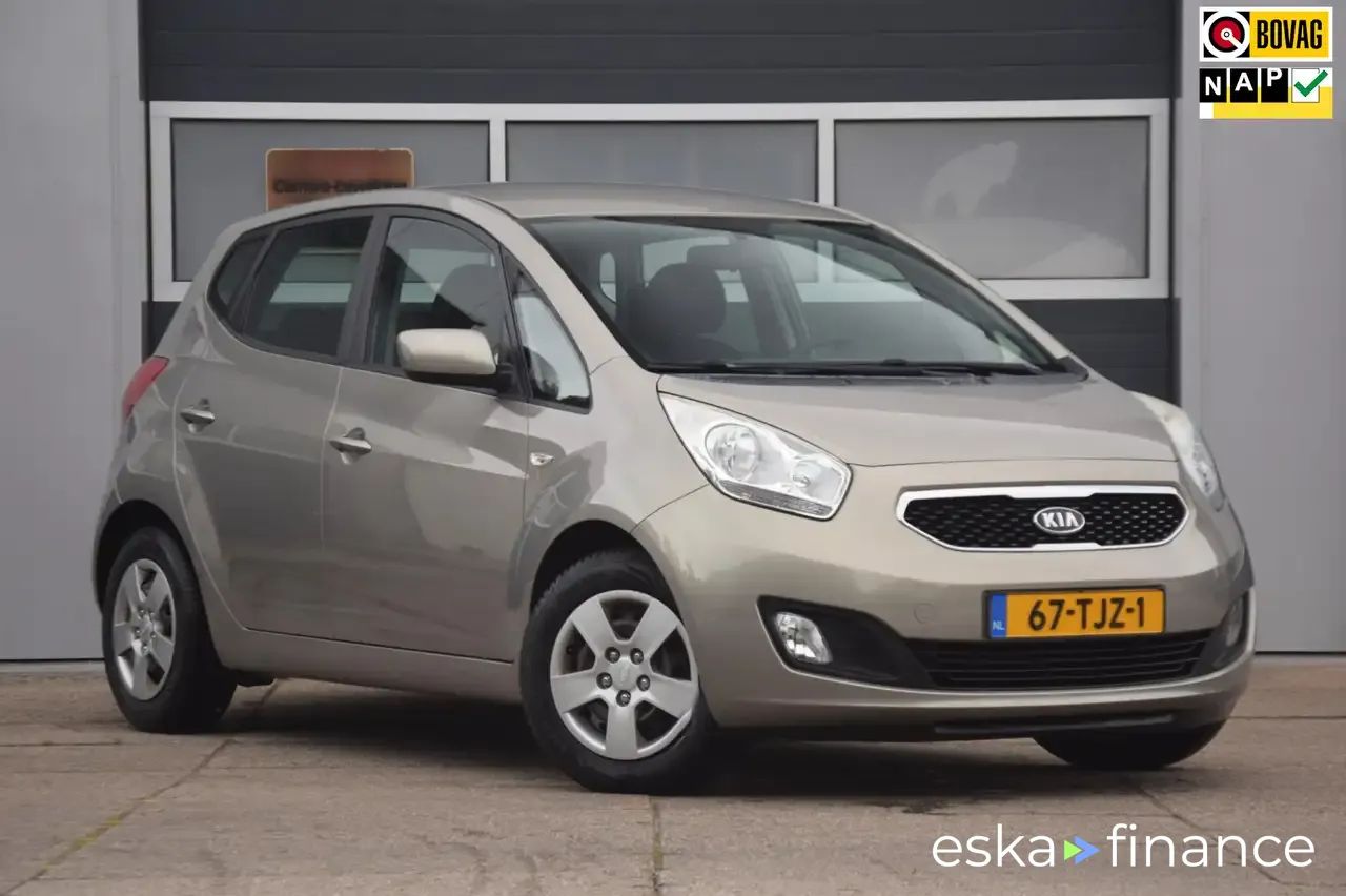 Leasing Hatchback Kia Venga 2012