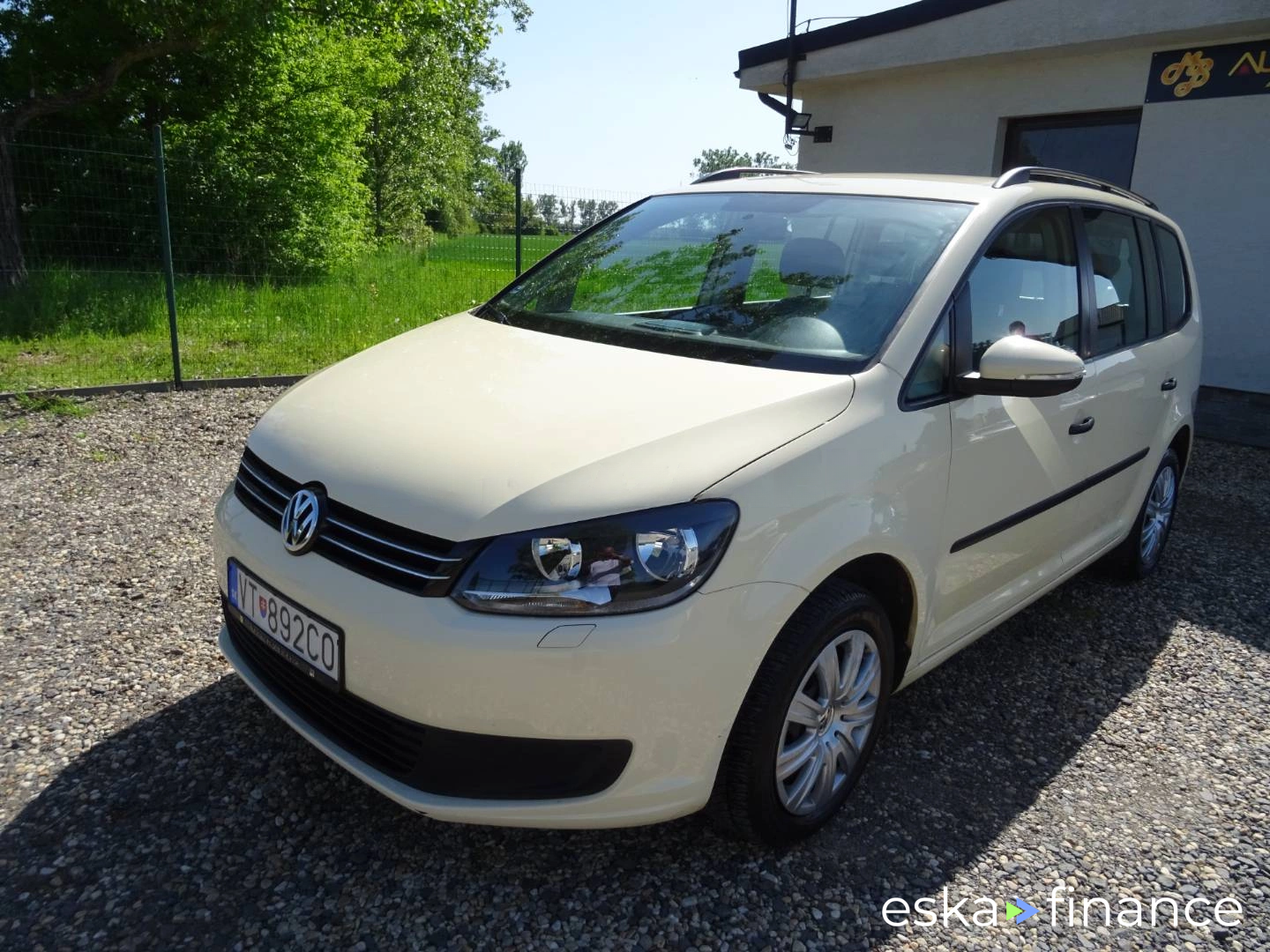 Finansowanie Van Volkswagen Touran 2015