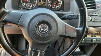 Financování Hatchback Volkswagen Touran 2011