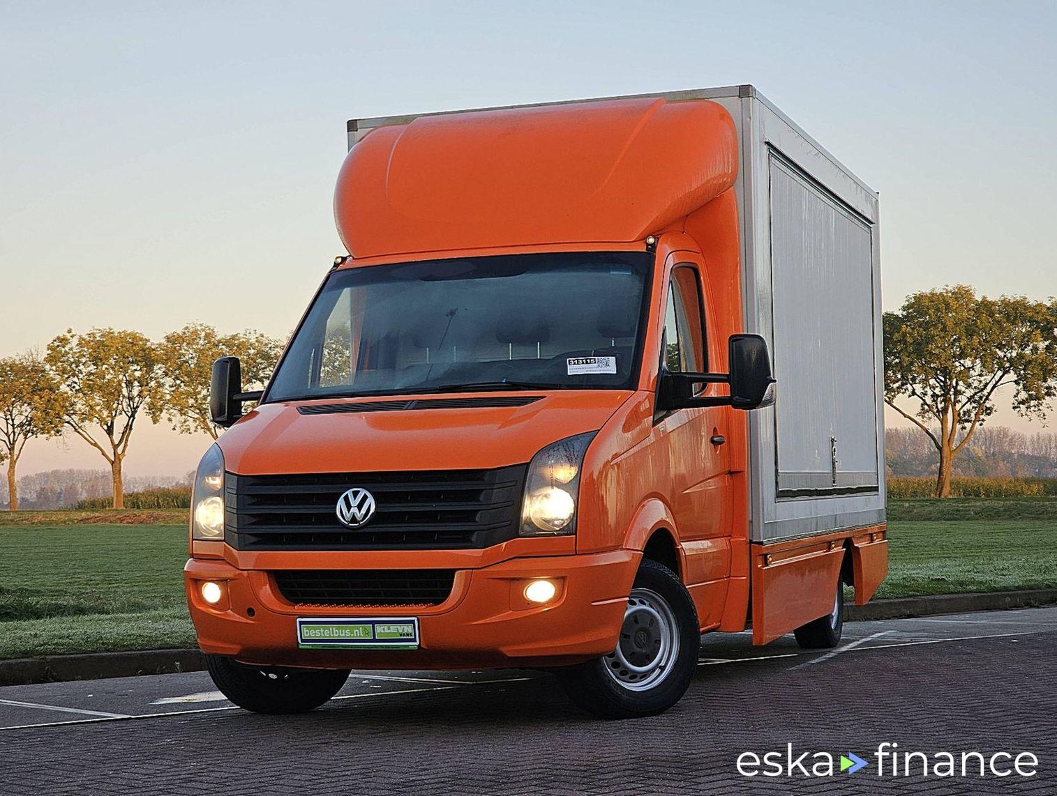 Leasing Closed Box Volkswagen CRAFTER 35 2.0 2014