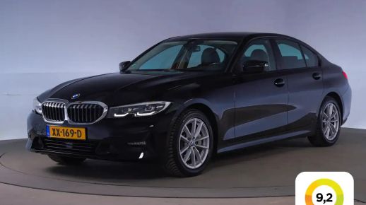 BMW 330 2019