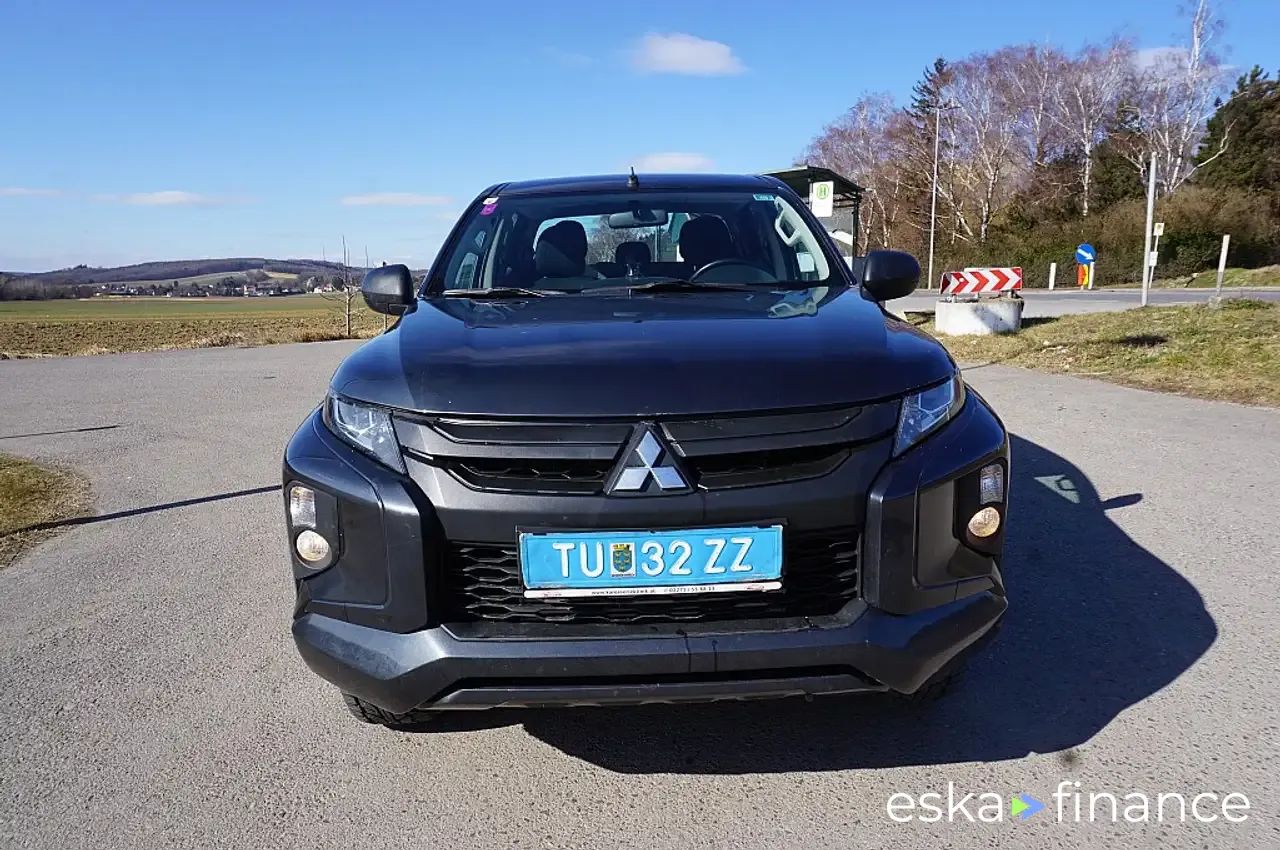 Finansowanie SUV Mitsubishi L200 2021