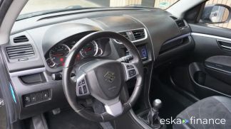 Lízing Hatchback Suzuki Swift 2015
