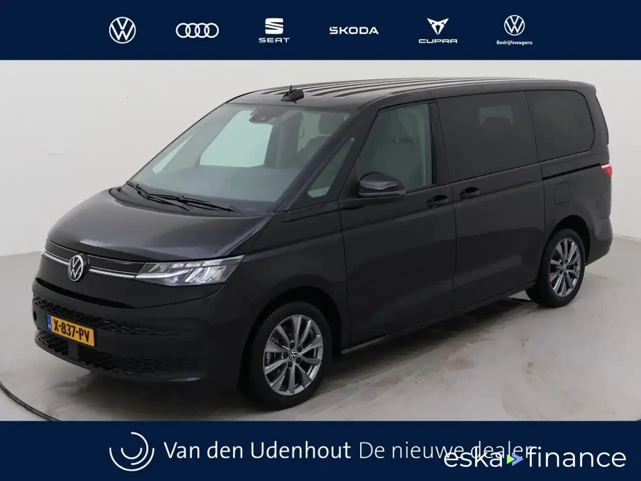 Financování Hatchback Volkswagen T7 Multivan 2024