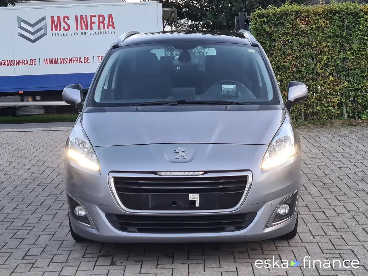 Leasing Hatchback Peugeot 5008 2016