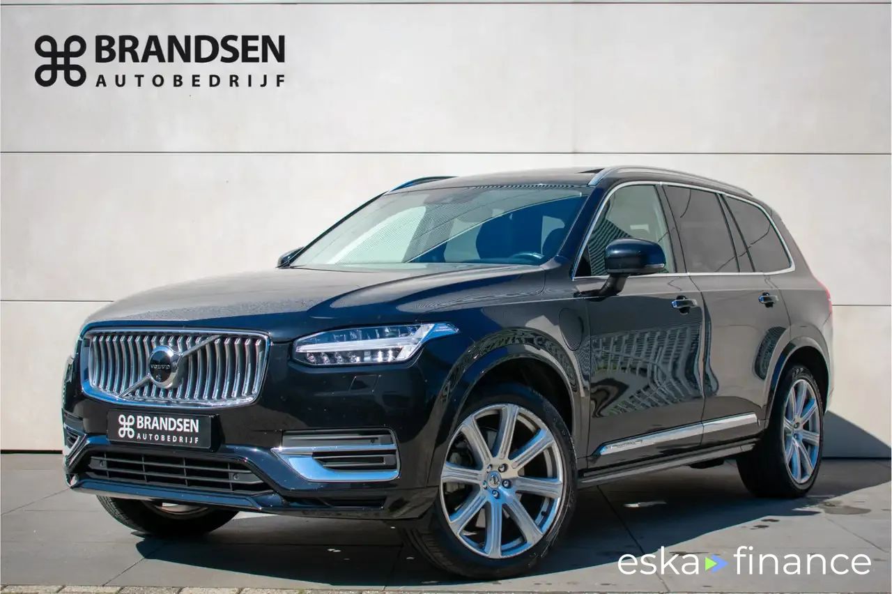 SUV Volvo XC90 2022