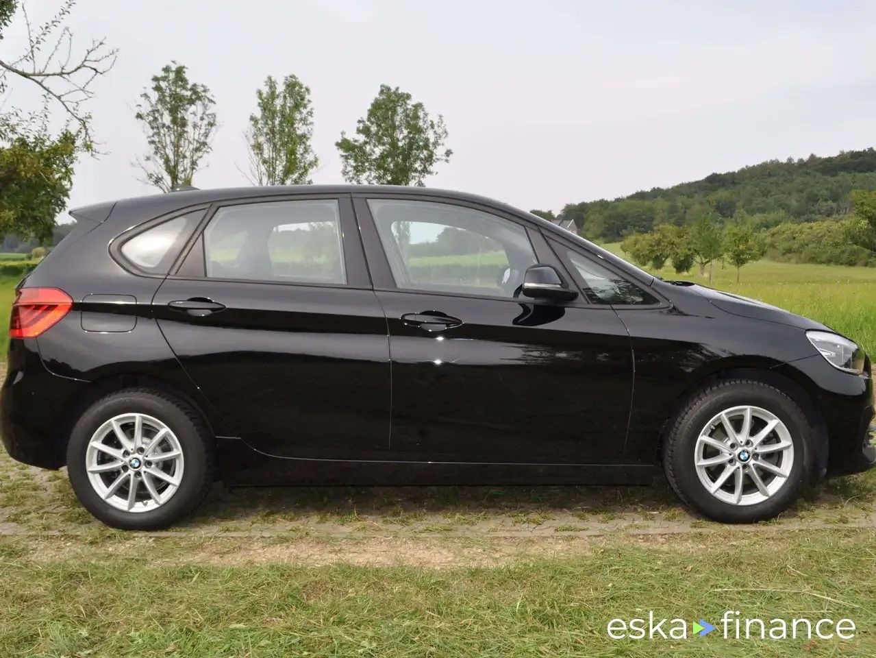 Leasing Le transport des passagers BMW 218 2019