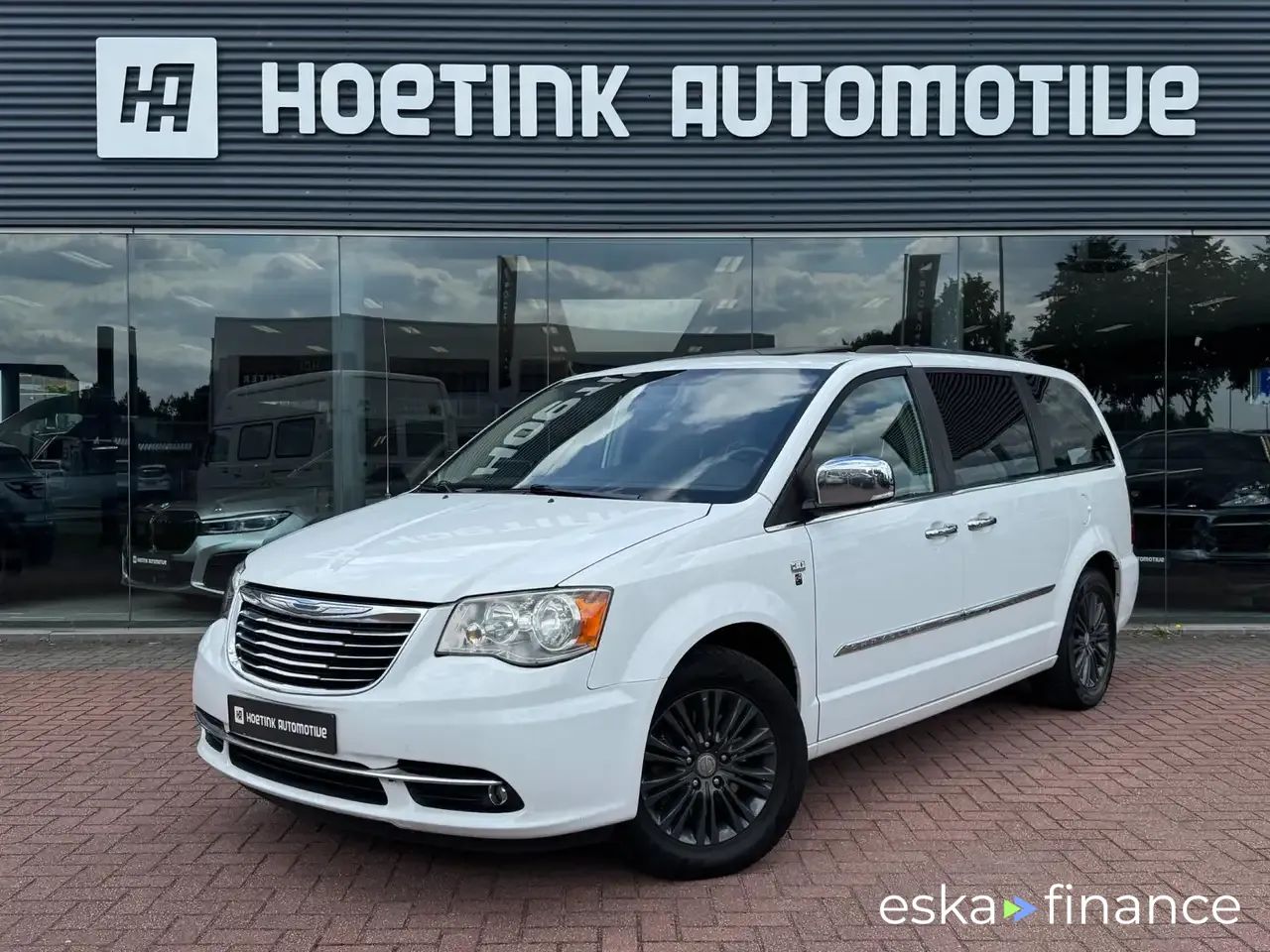 Lízing Hatchback Chrysler TOWN & COUNTRY 2014