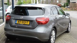 Lízing Hatchback MERCEDES A 180 2017