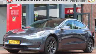 Lízing Sedan Tesla Model 3 2019