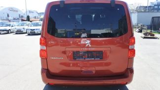 Lízing Hatchback Peugeot Traveller 2018