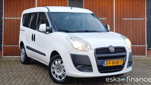 Fiat Doblo 2010