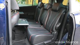 Leasing Hatchback Mazda 5 2011