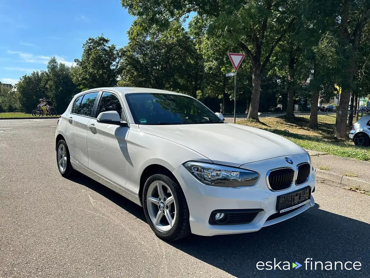 Hatchback BMW 116 2016