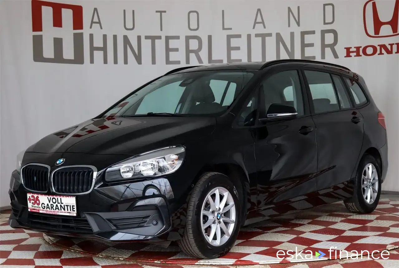 Leasing Wagon BMW 216 2020
