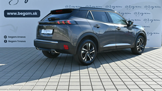 Lízing SUV Peugeot 2008 2023