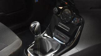 Leasing Sedan Ford Fiesta 2015