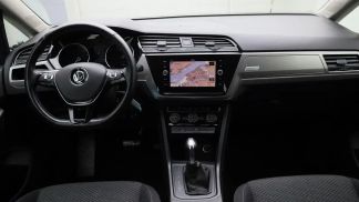 Financování Hatchback Volkswagen Touran 2018