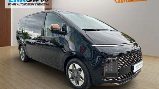 Hyundai Staria 2022