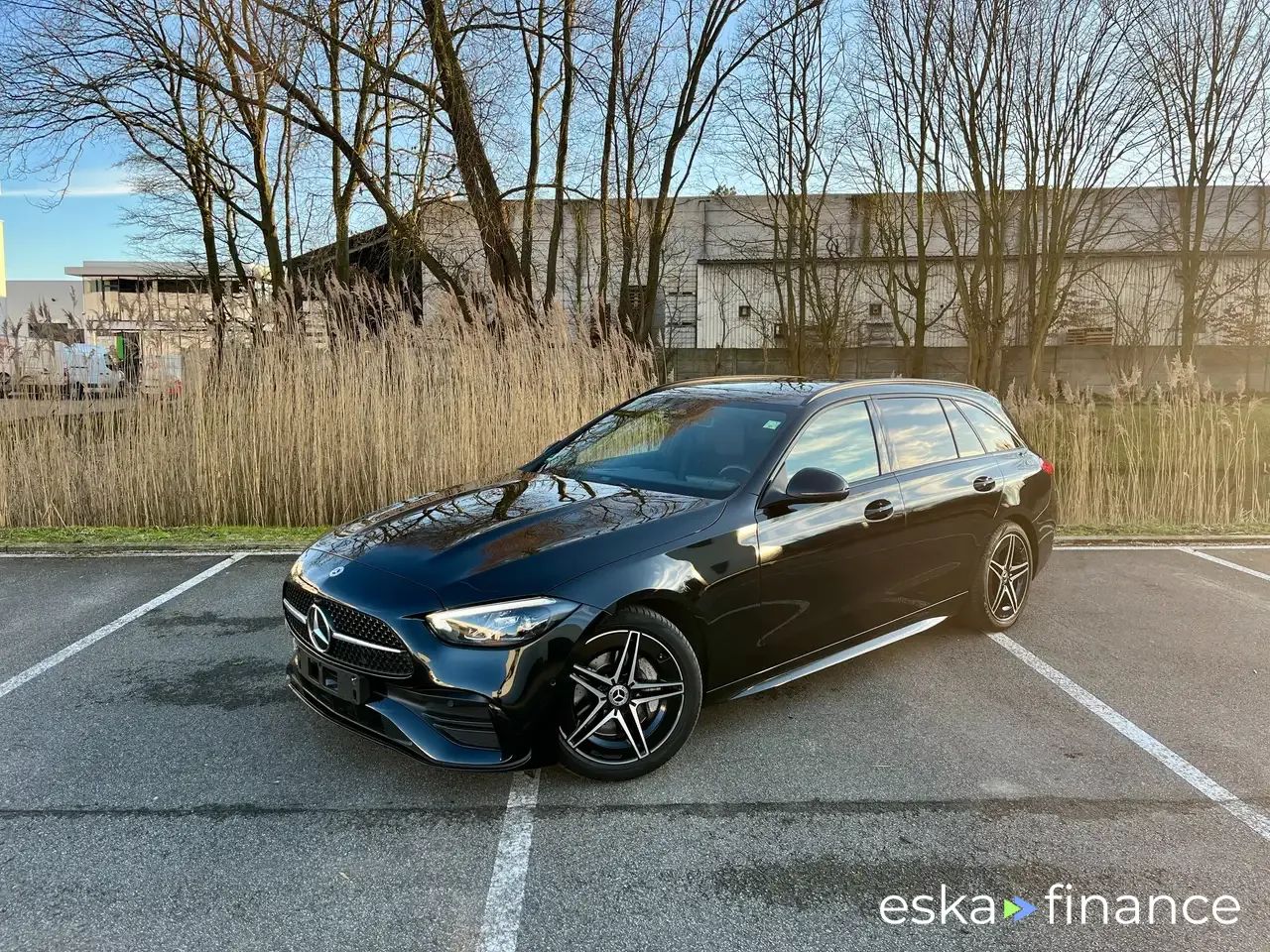 Lízing Kombi MERCEDES C 200 2022